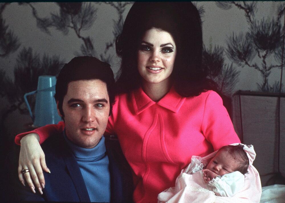 Elvis Presley mit Priscilla und Tochter Lisa Marie