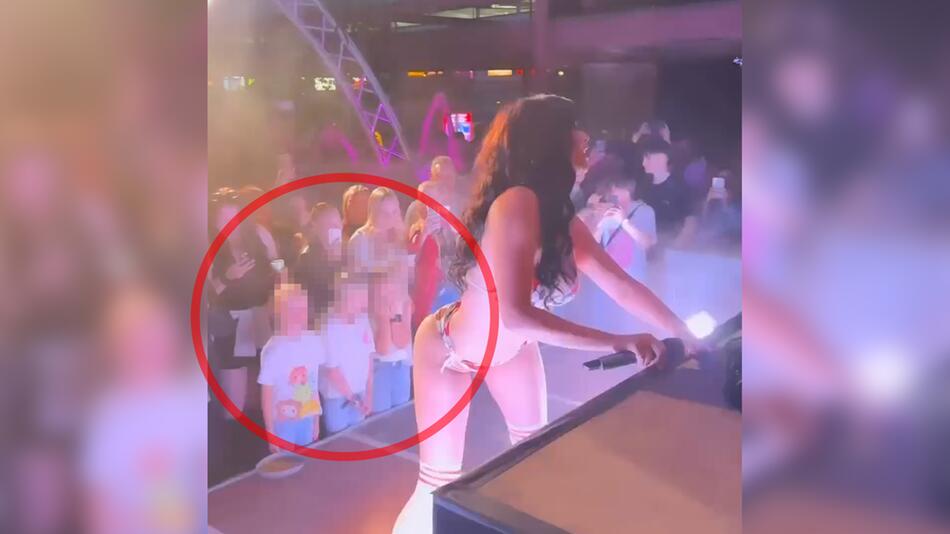 Vor Kindern: Sexy Auftritt von Erotik-Model Micaela Schäfer sorgt für Kritik