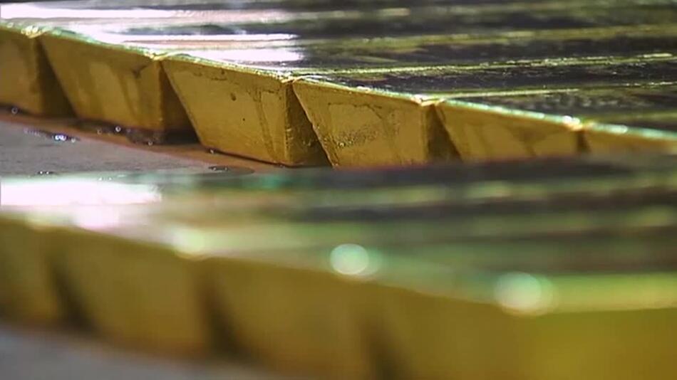 Goldpreis erstmals über 4000 Dollar je Feinunze