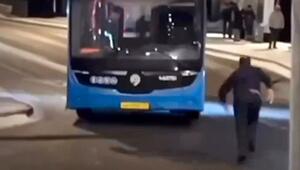 Panik an Haltestelle: Fahrer in Russland jagt rollendem Bus hinterher