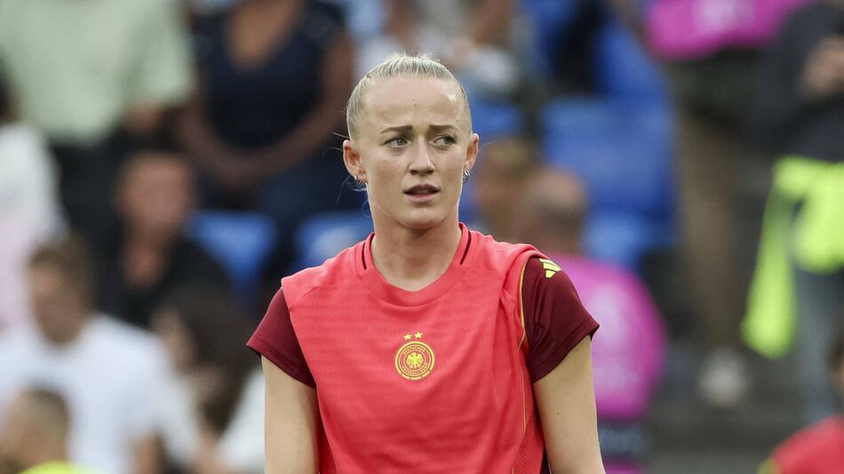Lea Schüller steht überraschend nicht in der Startelf