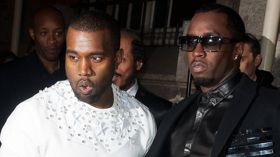 Skandal-Rapper Kanye West (li.) und sein inhaftierter Freund Sean "Diddy" Combs.