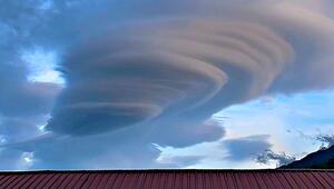Faszinierendes Wetterphänomen: „Wolkentornado“ türmt sich auf