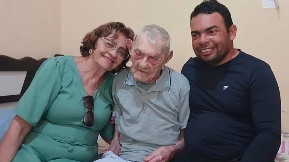 João Marinho Neto mit seiner Familie