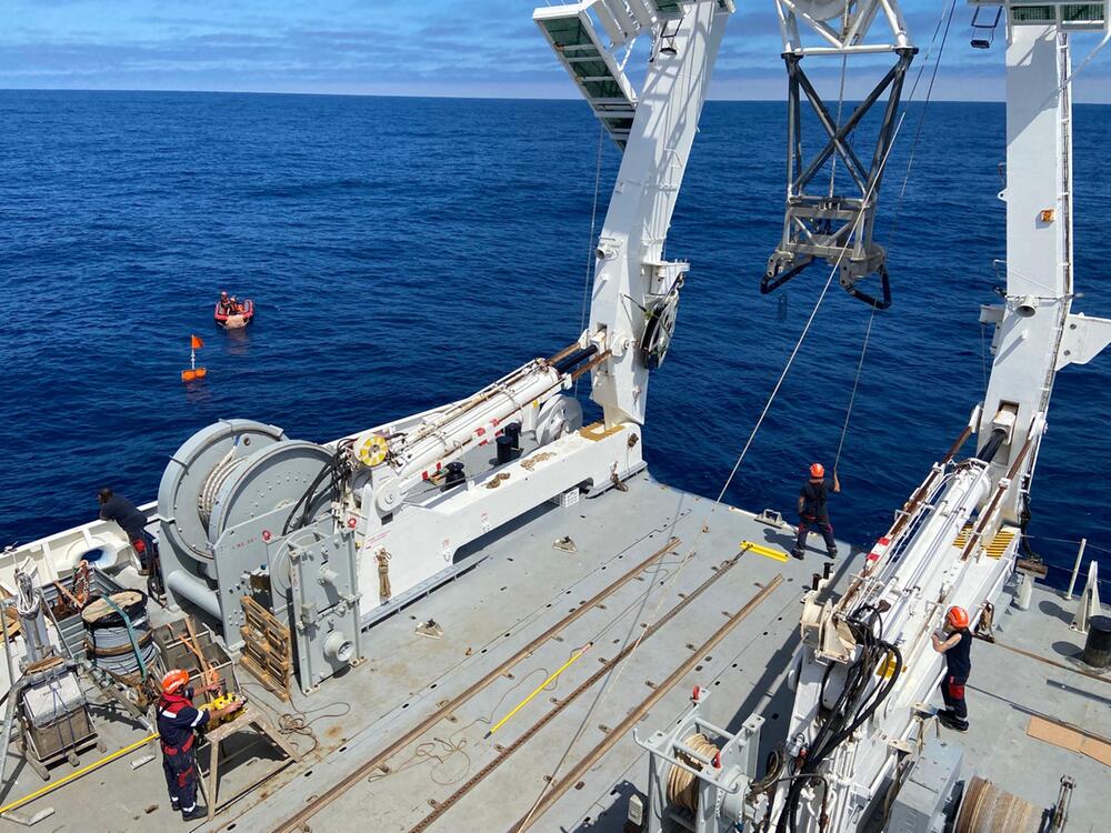 Suche nach Atommmüll-Fässern im Atlantik