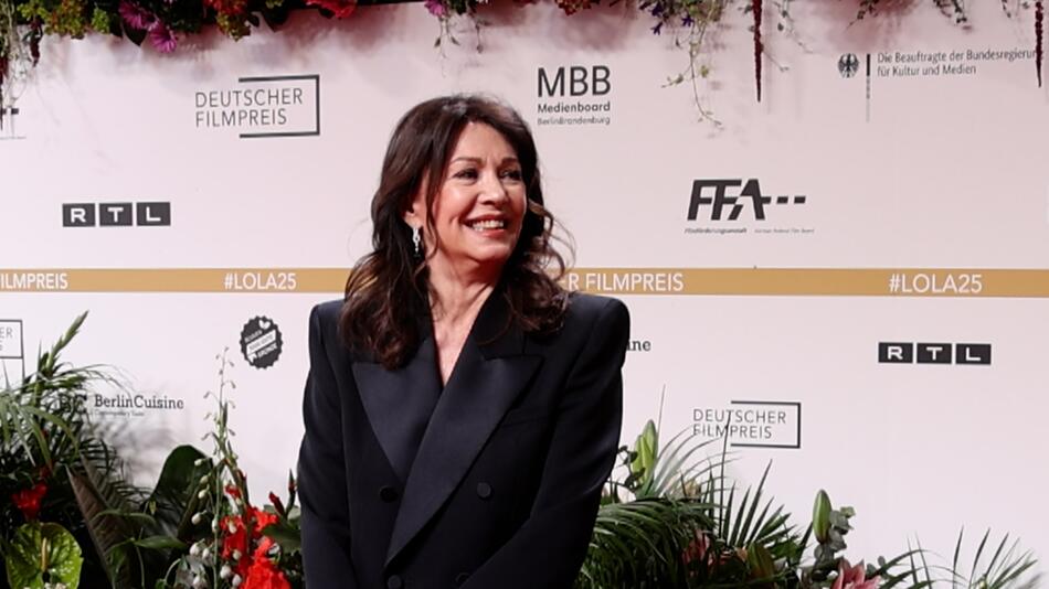 "Zwei himmlische Töchter", "Rosa Roth" – So sah Iris Berben früher aus