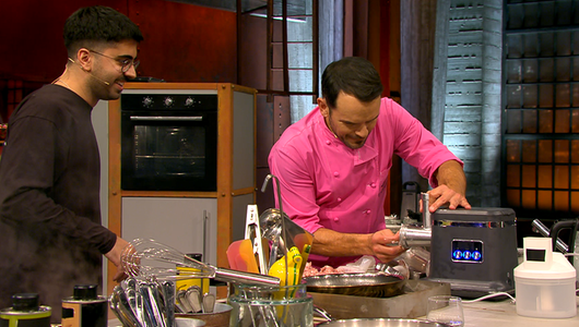 Howan, Steffen Henssler