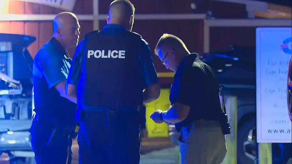 Veteran eröffnet Feuer auf Bar: Drei Tote bei Schiesserei in North Carolina