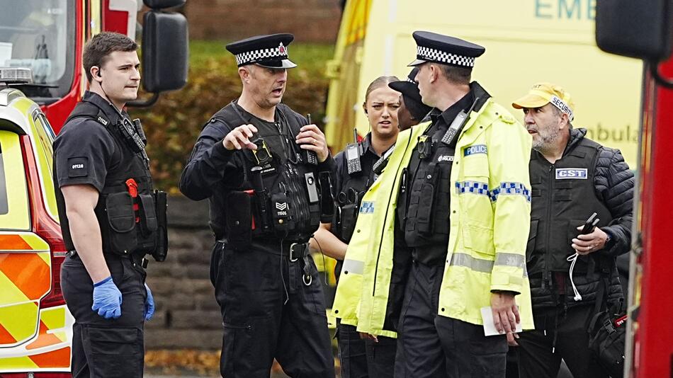Mehrere Verletzte bei Angriff an Synagoge in Manchester