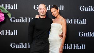 Katie Holmes zeigt sich gerne verliebt mit Jason Bard Yarmosky.