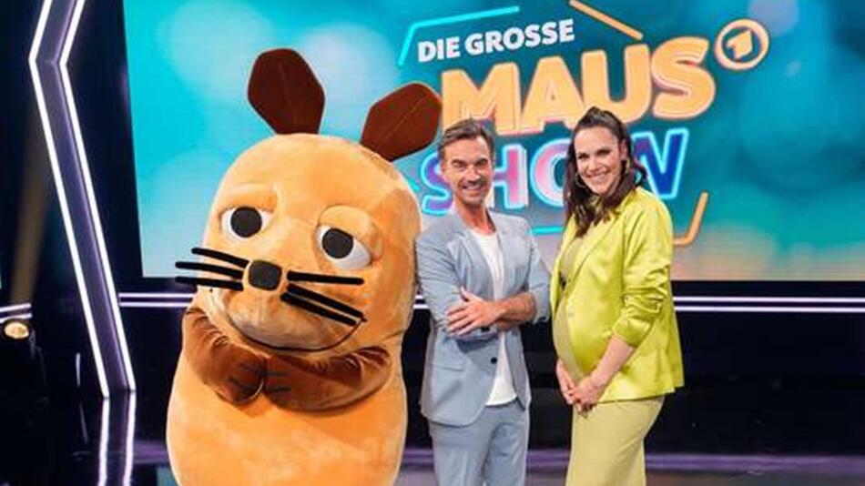 "Die grosse Maus-Show": Gastgeberin Esther Sedlaczek (r.) mit Florian Silbereisen.