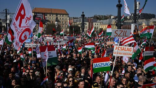 Demonstration von Orban-Anhängern