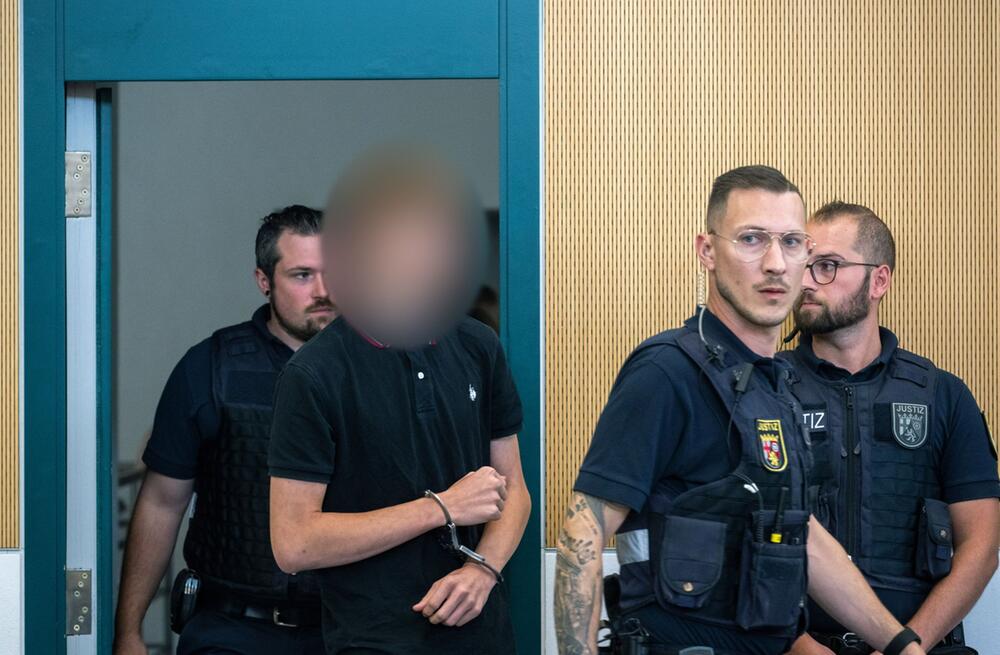 Prozessauftakt wegen gemeinschaftlichem Mord an Eifeler Arzt