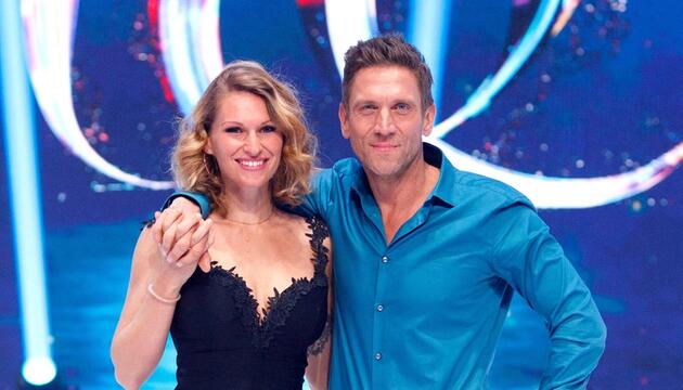 Janni Hönscheid und Peer Kusmagk lernten sich bei "Adam sucht Eva" kennen und lieben. Sie haben ...