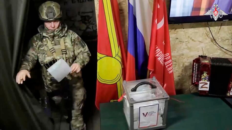 Ukraine-Krieg - Russische Soldaten wählen