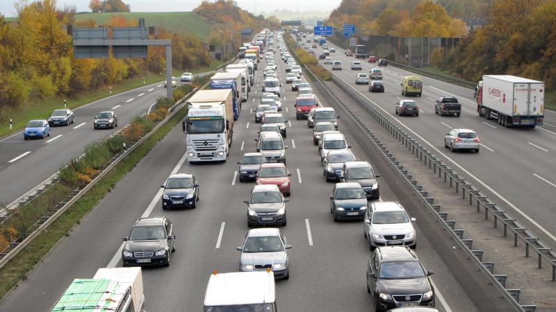 Stau zum Oktoberende