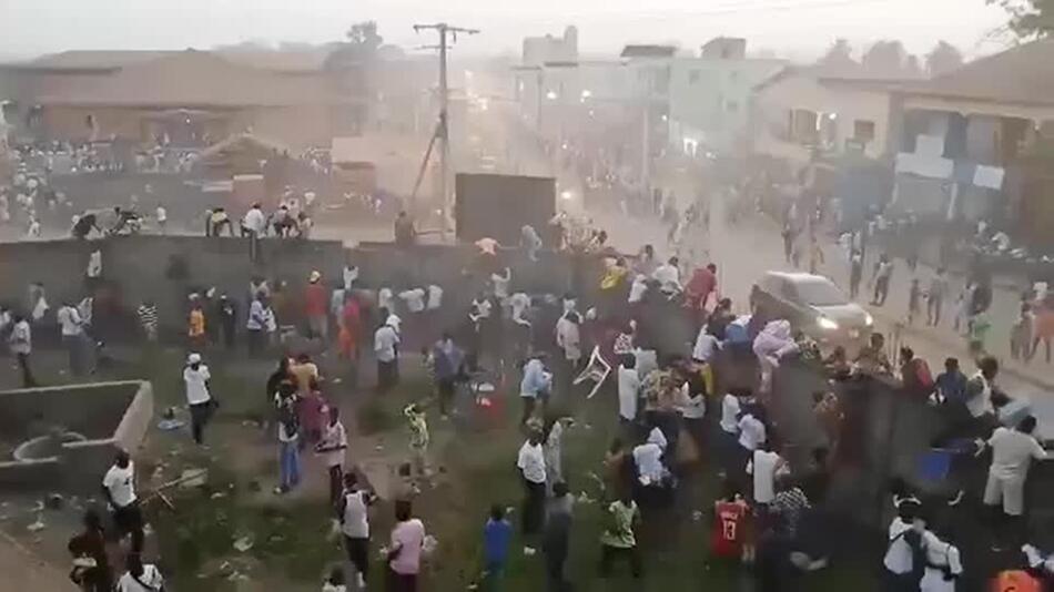 Tote nach Massenpanik in Fussballstadion in Guinea