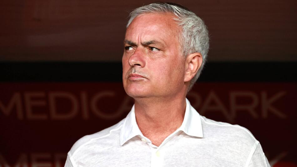 José Mourinho kritisiert das Trainergeschäft im Fussball.