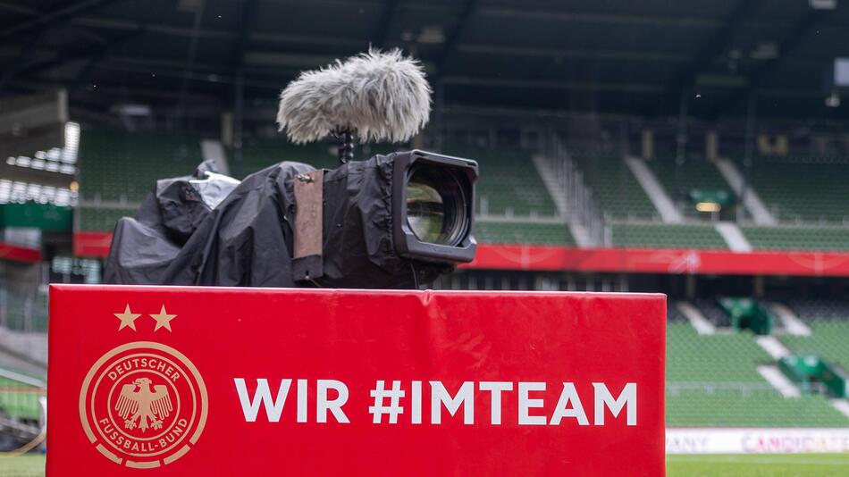 Kamera bei Länderspiel