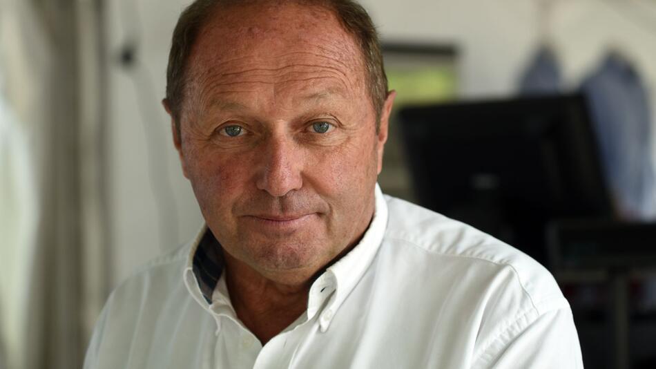 Jochen Mass