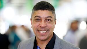 Giovane Elber machte die Geburt seines ersten Enkelkindes auf Instagram öffentlich.