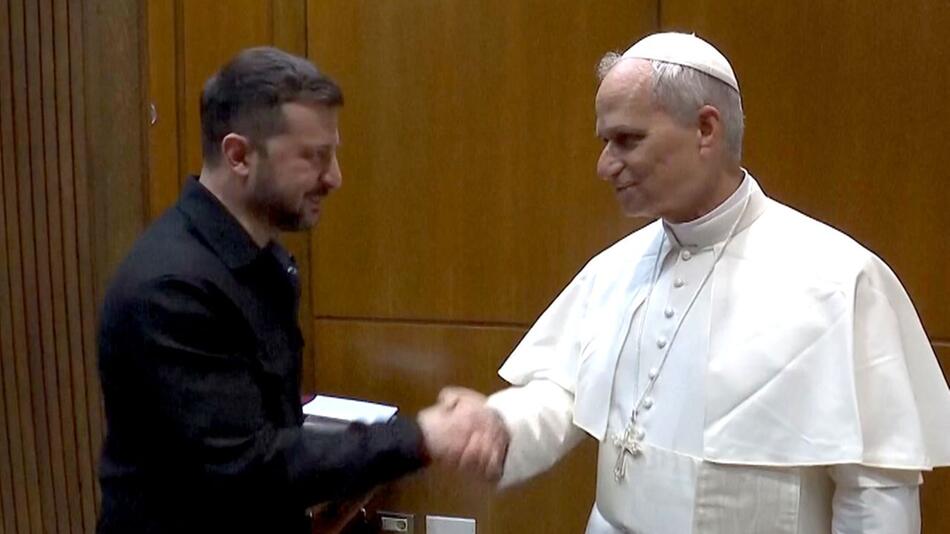Hoffnung auf „gerechten Frieden“: Papst Leo XIV. trifft Selenskyj