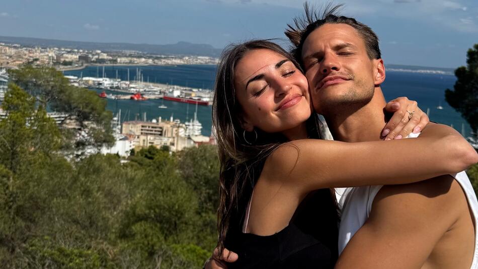 Ekaterina Leonova zeigt verliebte Sommerfotos mit Freund Ilya