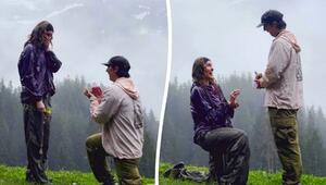 Antrag mal zwei: Paar geht bei Wanderung doppelt auf die Knie