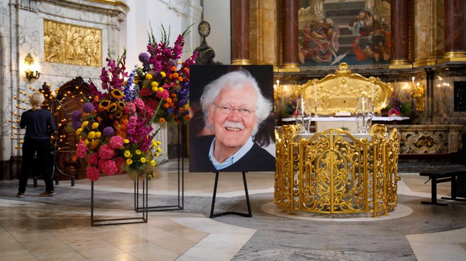 Am 10. Juli hat im Hamburger Michel eine Gedenkfeier für Carlo von Tiedemann stattgefunden.