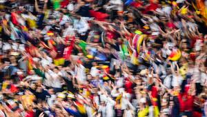 Fans machen eine La-Ola-Welle