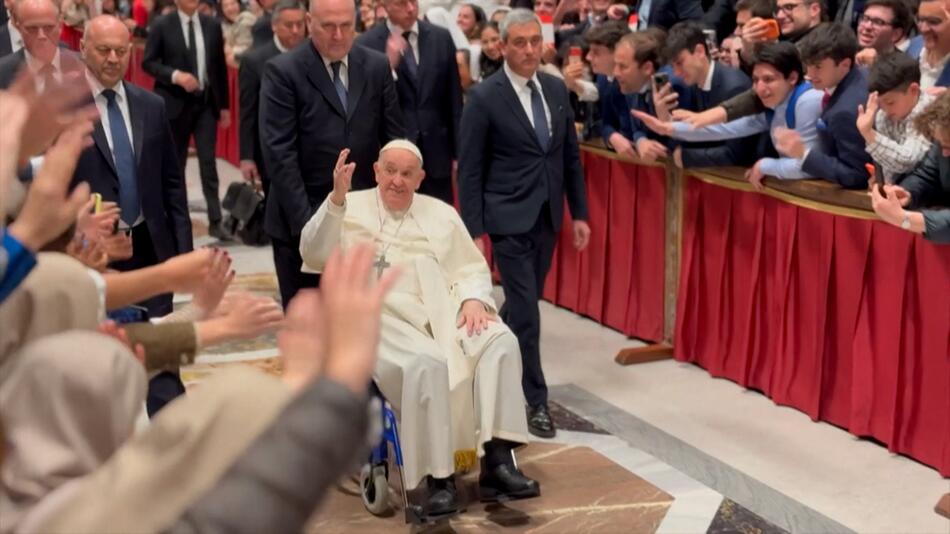 Papst Franziskus – Audiobotschaft aus dem Krankenhaus