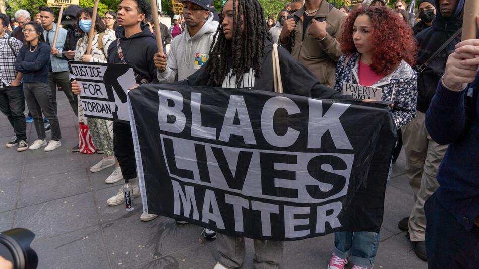 Black lives matter