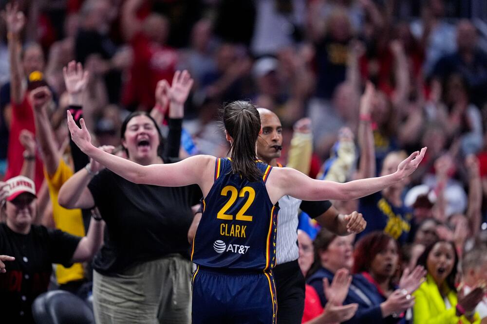 Indiana Fever - Dallas Wings