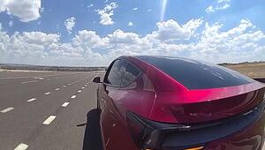 „Ich bin nicht gefahren": Rasender Tesla-Fahrer schiebt Schuld auf Autopiloten