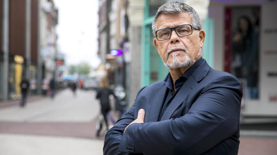 Emile Ratelband, Tinder, Gericht, Klage, Alter