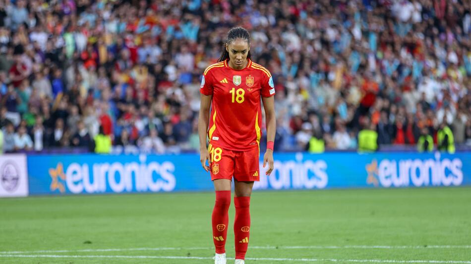 Salma Paralluelo