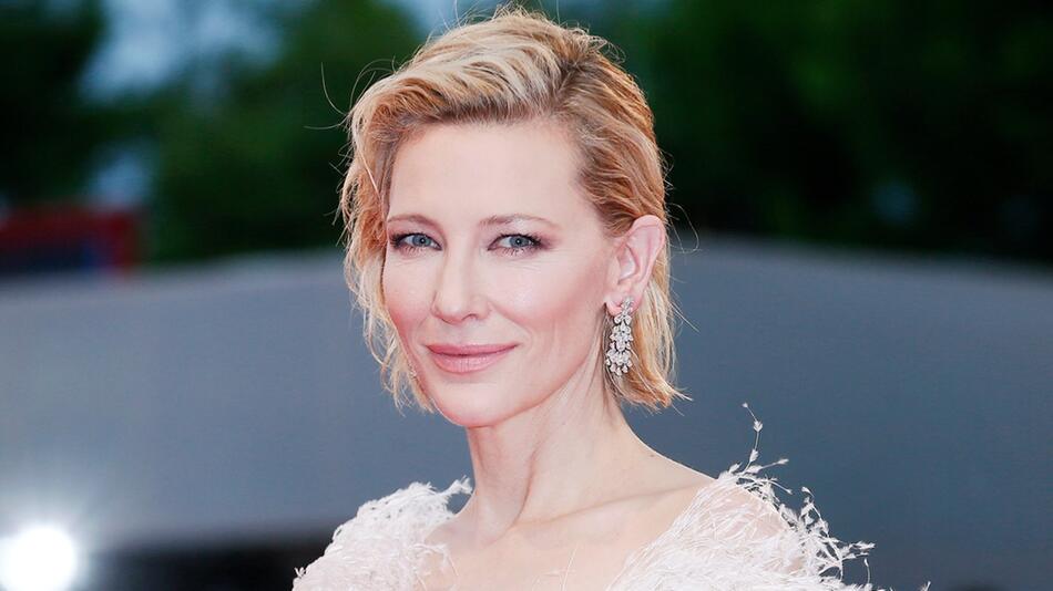 Cate Blanchett hat sich mit "Der Herr der Ringe" kein goldenes Näschen verdient.