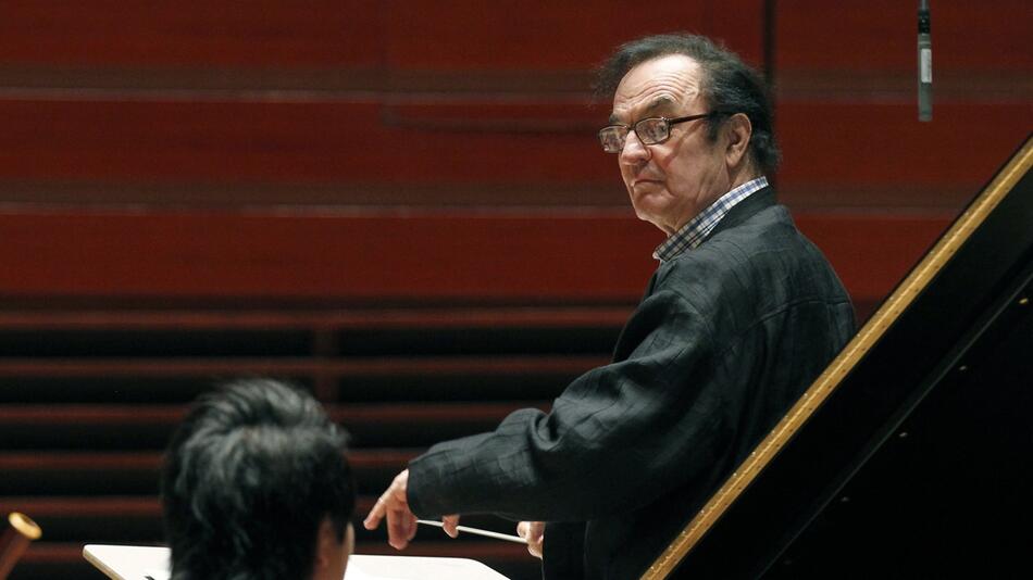 Charles Dutoit