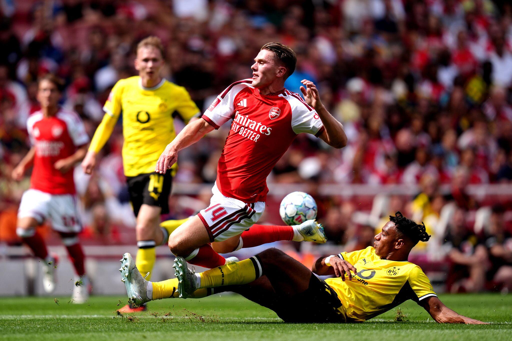 Drei Jungstars Drei Tore BVB Siegt Gegen Arsenal GMX CH drei-jungstars-drei-tore-bvb-siegt-gegen-arsenal-gmx-ch