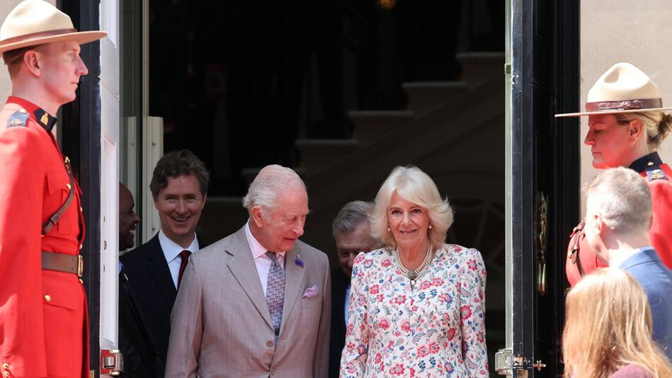 König Charles und Königin Camilla stimmten sich im Londoner Canada House auf ihre Reise nach ...