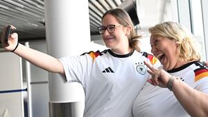 Fussball-WM - Vor dem Abschlug in die USA