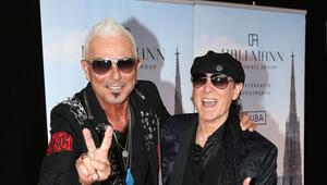 Gitarrist Rudolf Schenker (l.) und Sänger Klaus Meine haben mit ihrer Band Scorpions eine ...