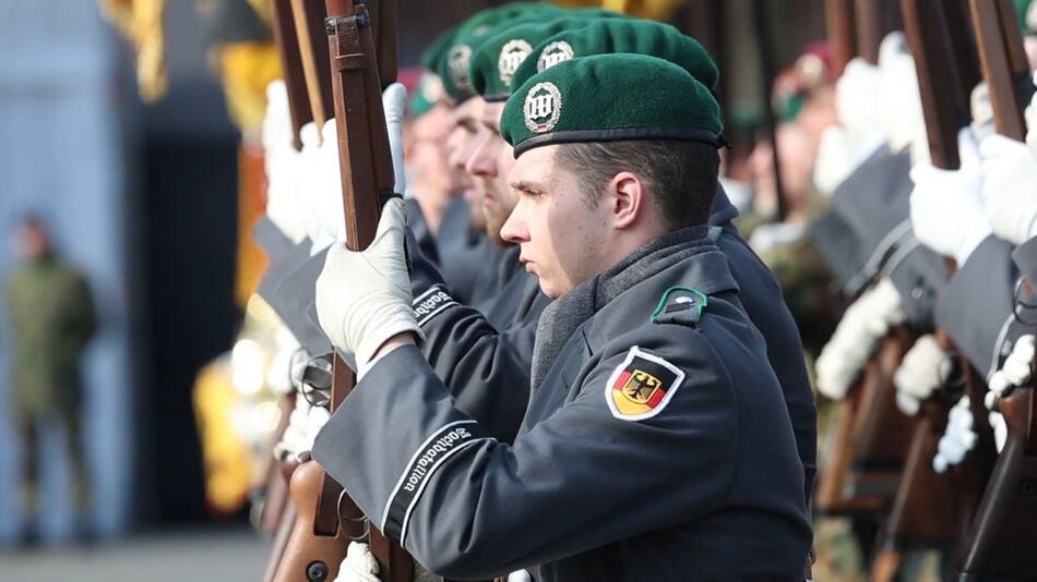 Veränderte Sicherheitslage: Bundeswehr stellt neue Heimatschutzdivision auf