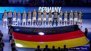 Im zweiten EM-Spiel verlor das DHB-Team am Samstagabend überraschend gegen Serbien.