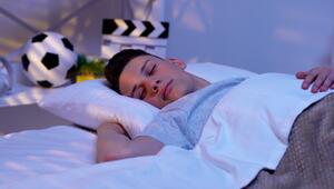 Studie: Ausschlafen am Wochenende stärkt die mentale Gesundheit von Jugendlichen