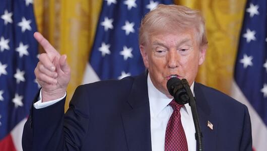 US-Präsident Trump spricht im Weissen Haus.