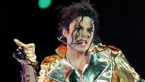 Der Nachlass von Michael Jackson kämpft gegen Vorwürfe gegen den verstorbenen Popstar.