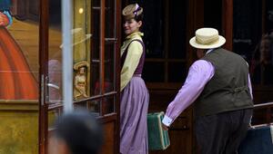 Suri Cruise tritt in die Fussstapfen ihrer Eltern.