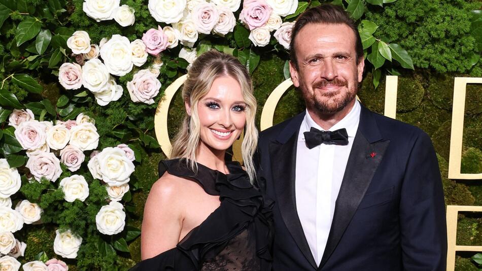 Jason Segel und Kayla Radomski bei den Golden Globe Awards im Januar 2025 - ein Jahr zuvor ...