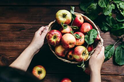 Ernährung, Sport, abnehmen, zunehmen, essen, Obst, Gemüse, Nüsse, gesund, Fitness